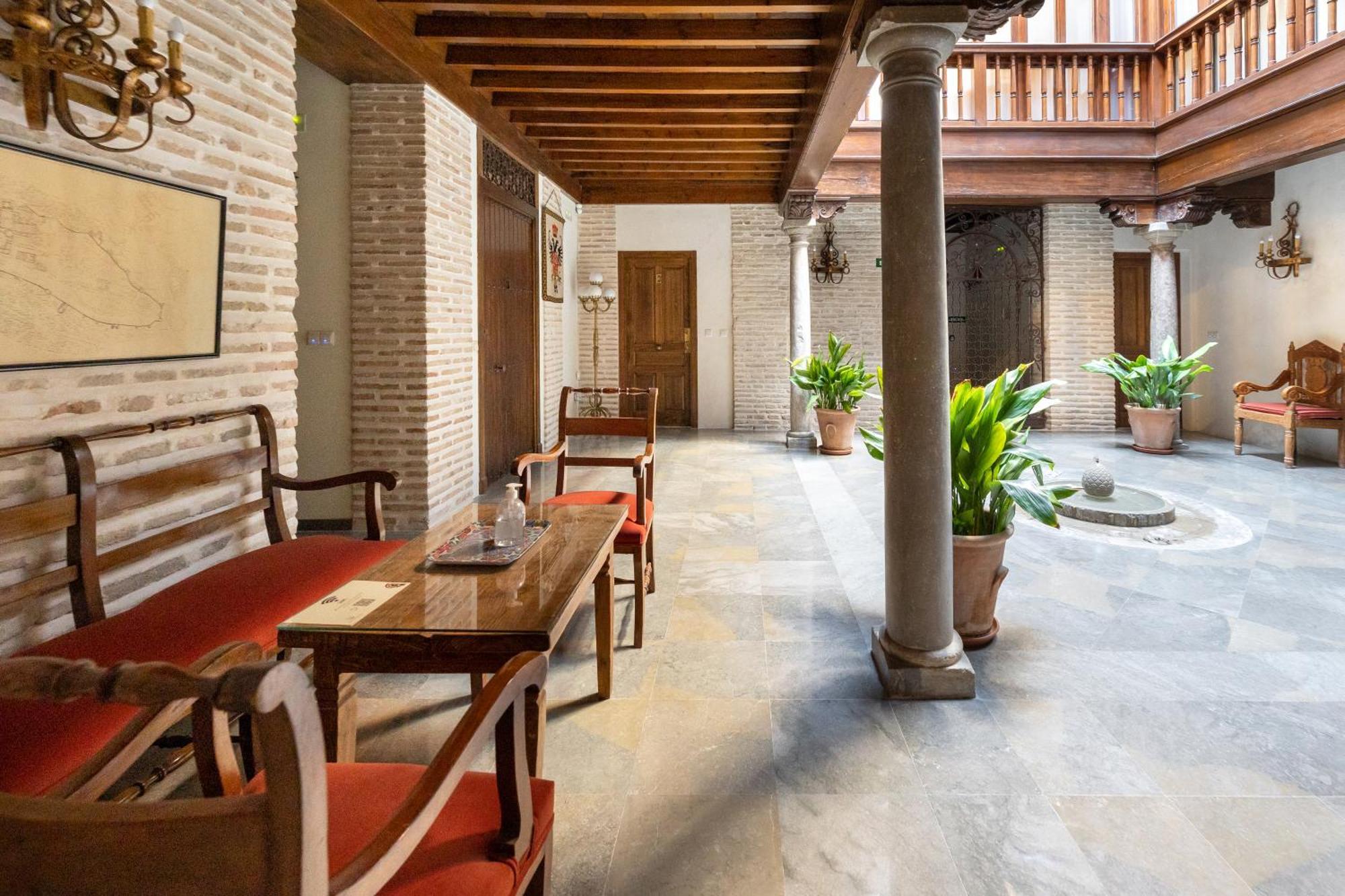 Apartamentos En Pleno Centro, Aljibe Rodrigo Del Campo 1A Granada Ngoại thất bức ảnh