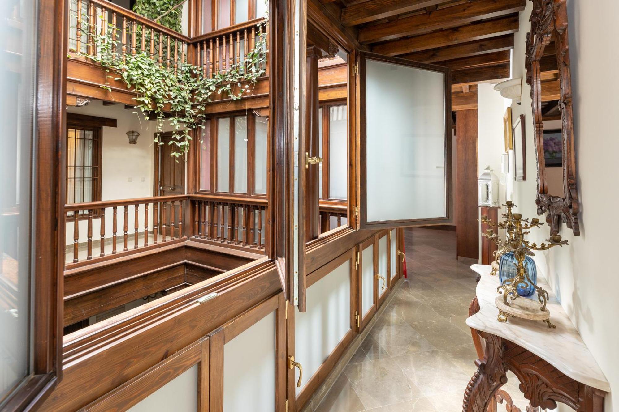 Apartamentos En Pleno Centro, Aljibe Rodrigo Del Campo 1A Granada Ngoại thất bức ảnh