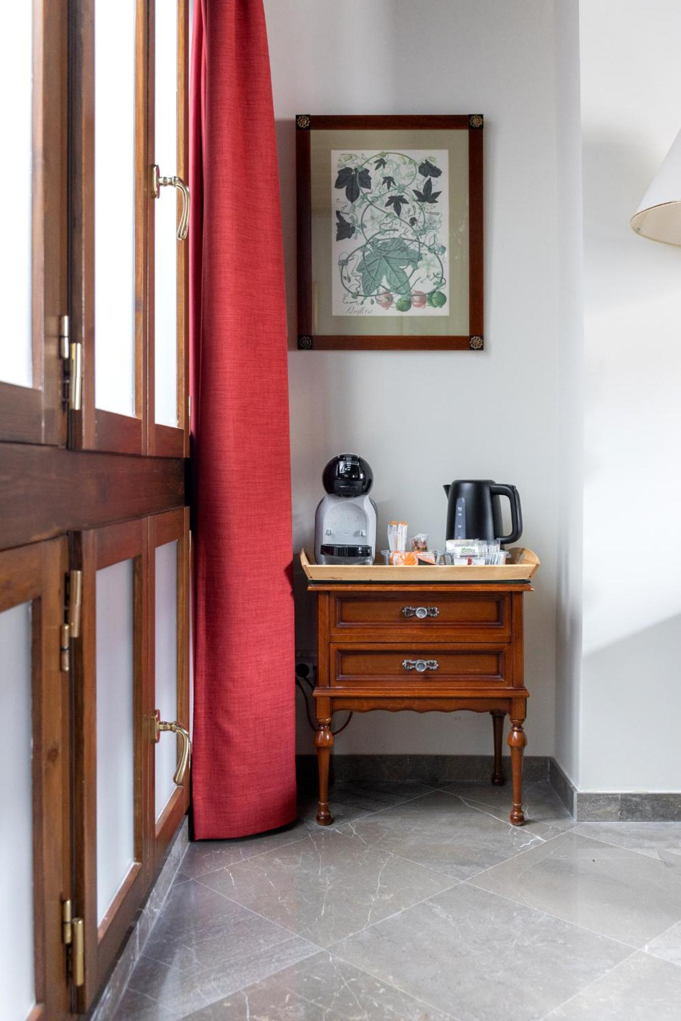 Apartamentos En Pleno Centro, Aljibe Rodrigo Del Campo 1A Granada Ngoại thất bức ảnh